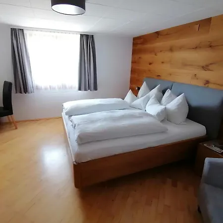 Troy Semesterbostad *